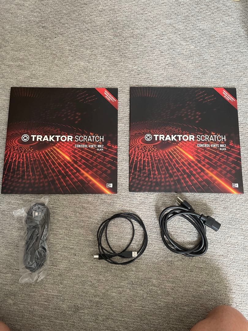 Traktor kontrol z2 DJ ミキサー