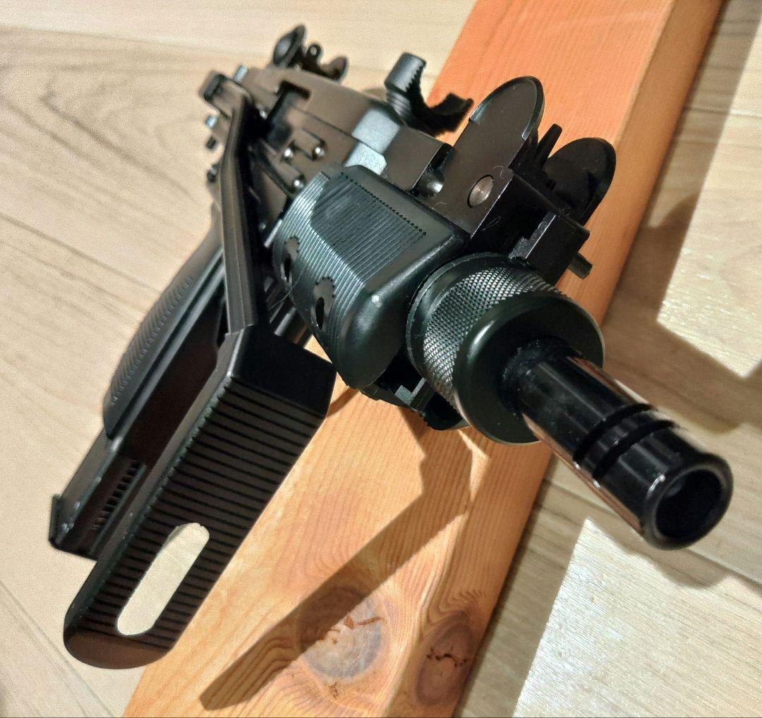 ※レオレオ　WA ミニUZI ガスブロ／美品・ケース・マガジン付