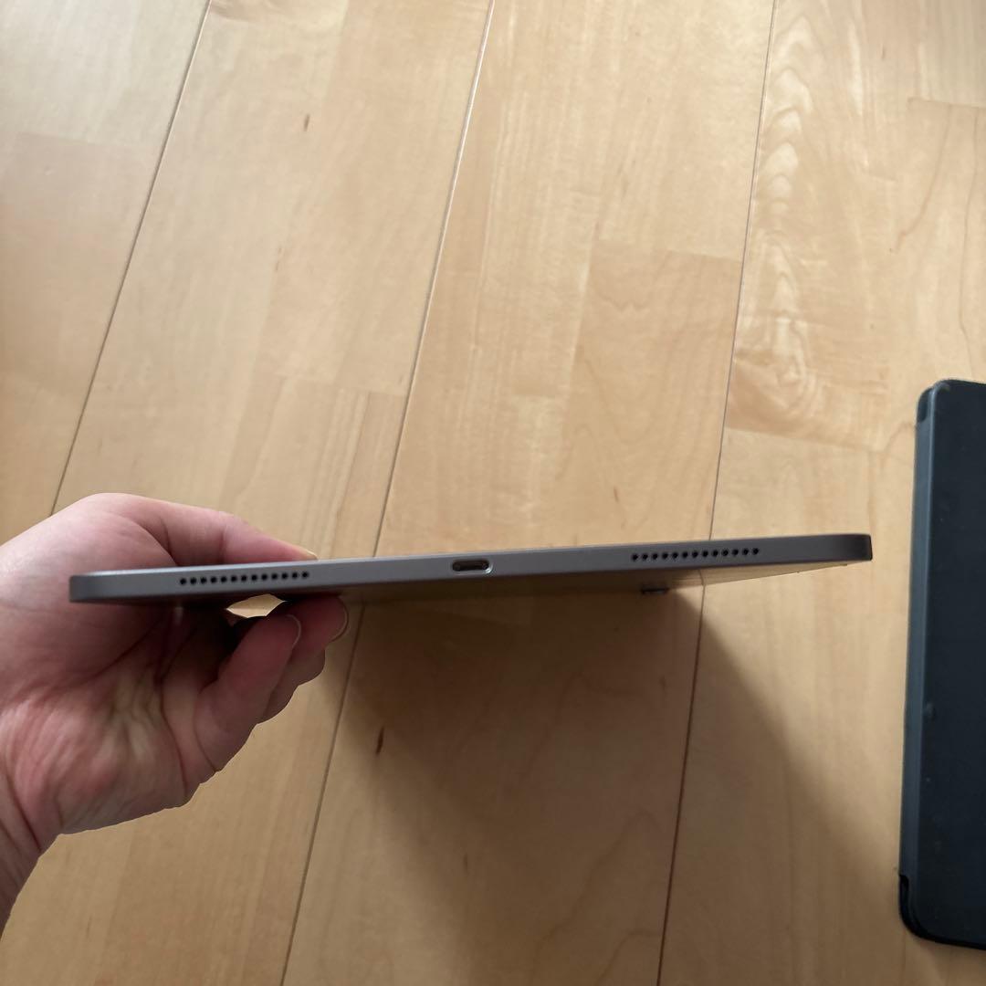 iPad Pro 11インチ Wi-Fi smart keyboard付き