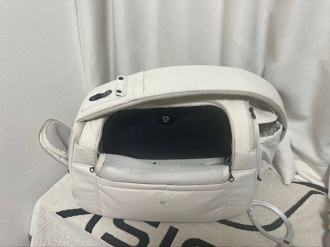 ssoook 犬用キャリーバッグ ホワイト(Mサイズ)