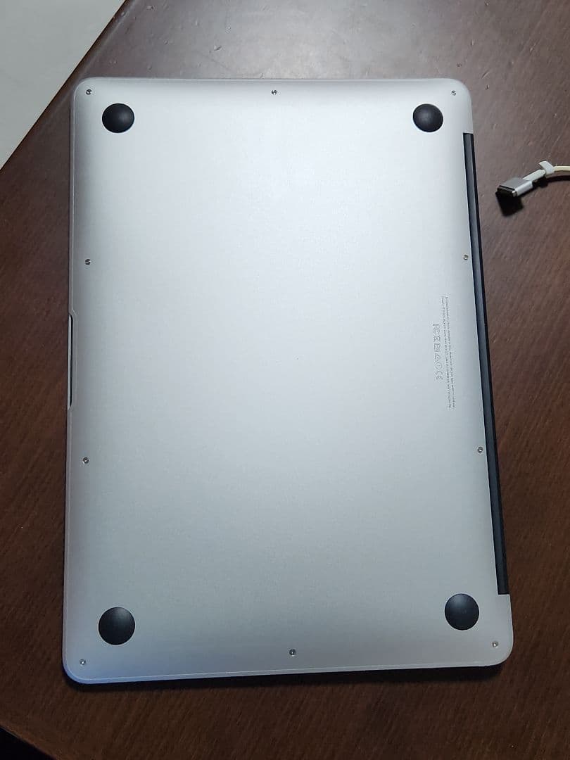 【美品】【箱つき】MacBook Air 2017 シルバー