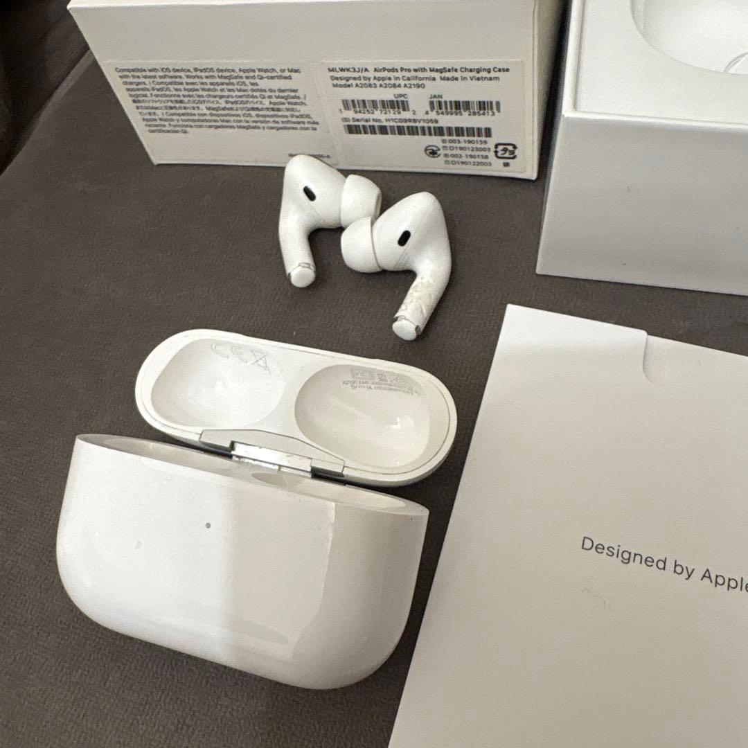 Apple AirPods Pro 本体 充電ケース付き