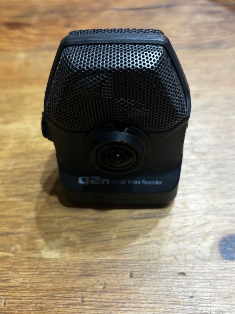 ZOOM Q2N ハンディビデオレコーダー