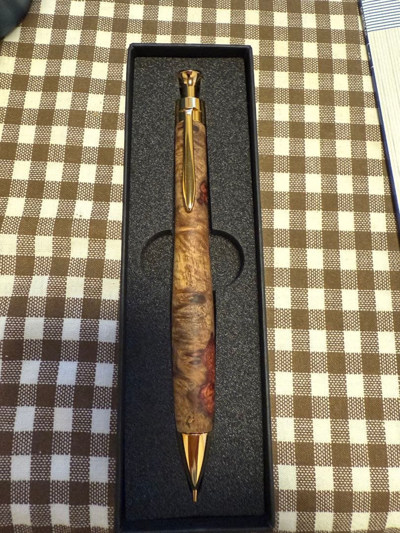 こぶた工房　極上花梨瘤紅白グロテスク　シャープペンシル0.5 おまけ付き