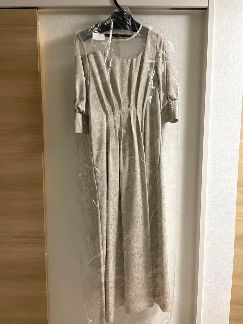 パーティードレス