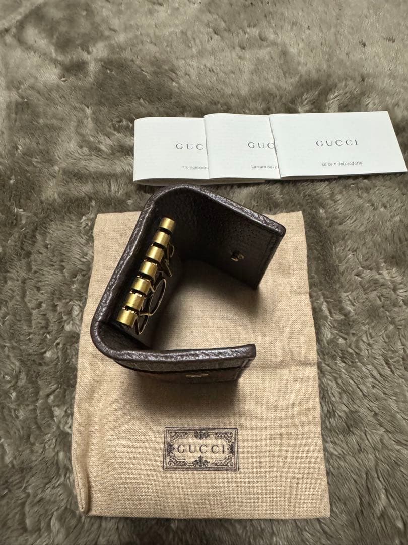GUCCI　6連キーケース　GG柄