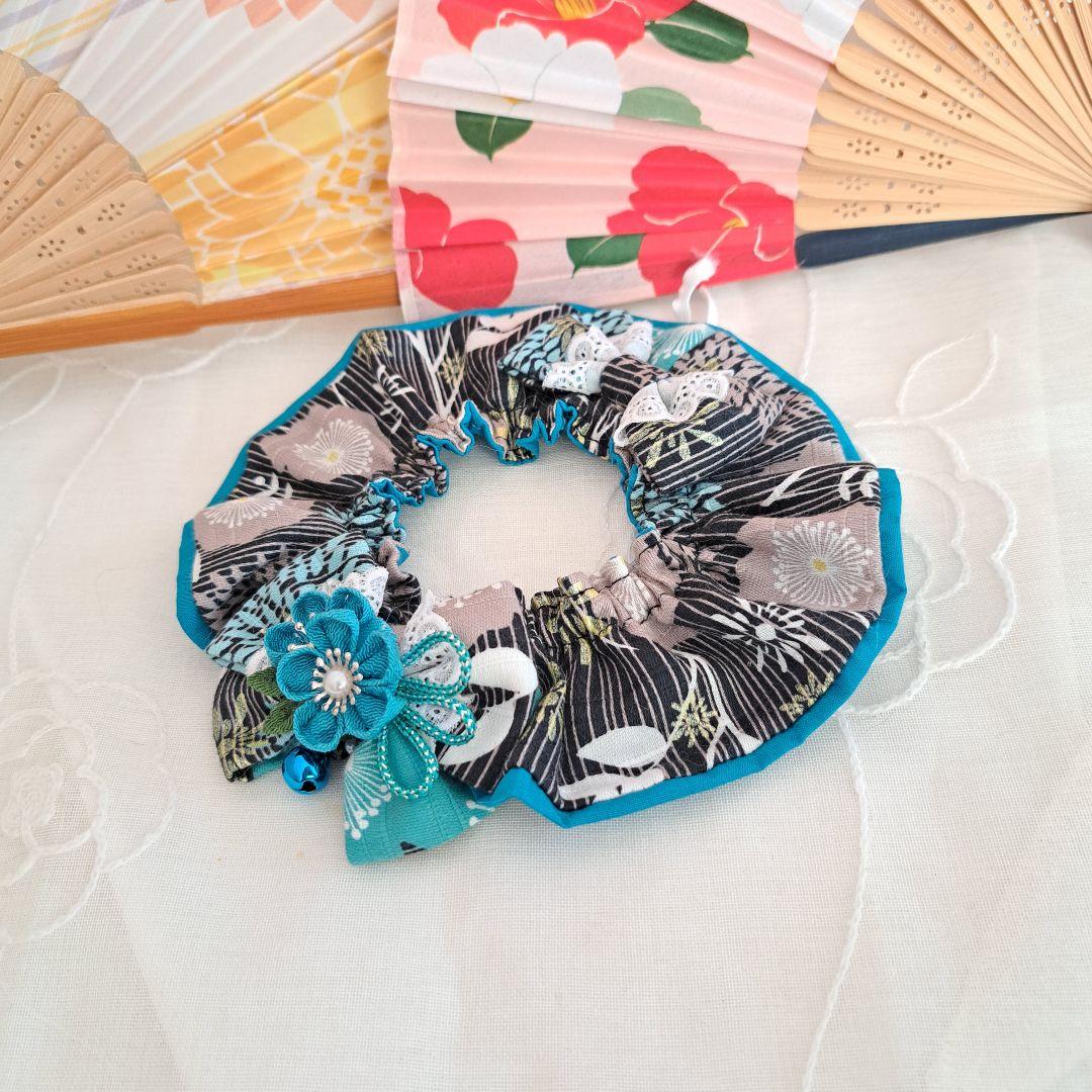 幅広シュシュ和風つまみ細工(黒×エメラルド)わんちゃん猫ちゃん用