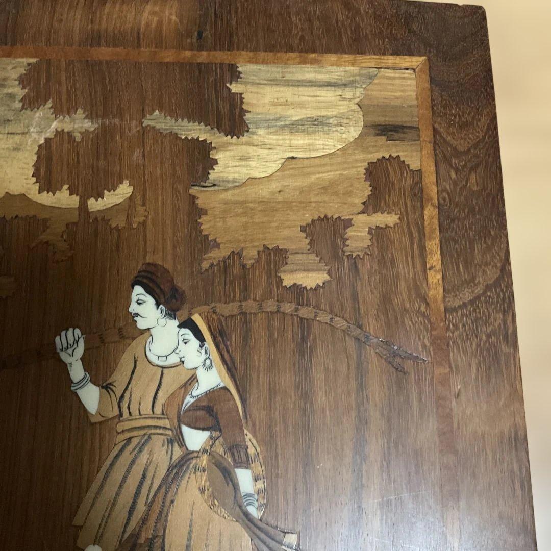 紫檀木の絵画　ウッドアート、インド土産