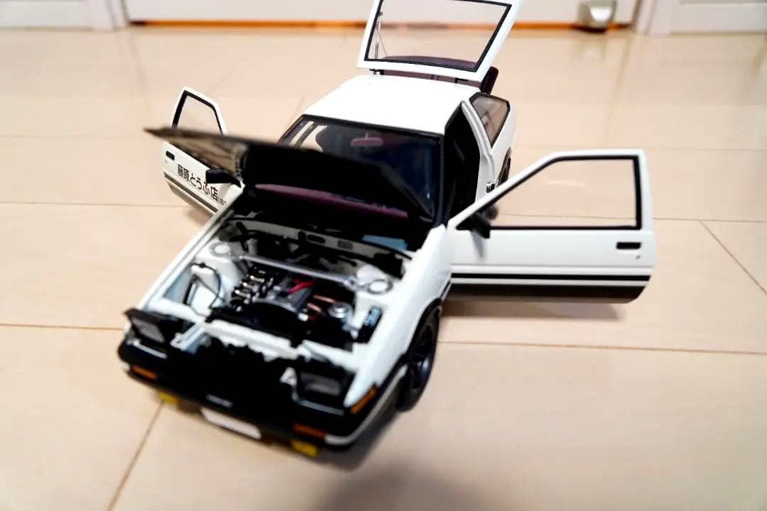 オートアート AE86 1/18 頭文字D プロジェクトD