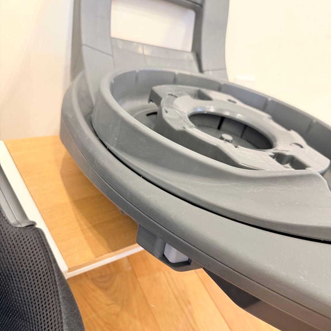 Combi コンビ THE S ISOFIX エッグショック チャイルドシート