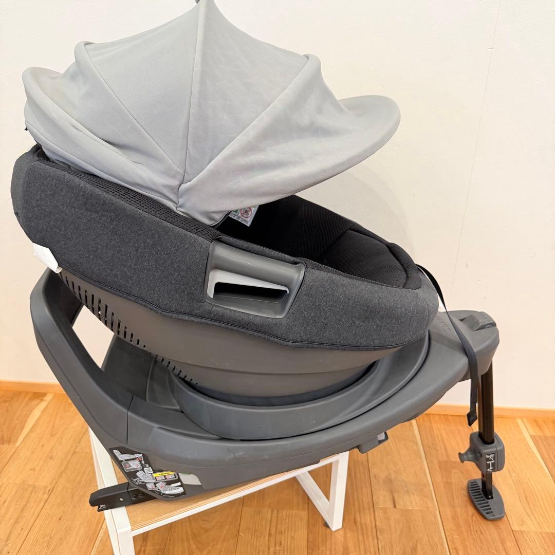 Combi コンビ THE S ISOFIX エッグショック チャイルドシート