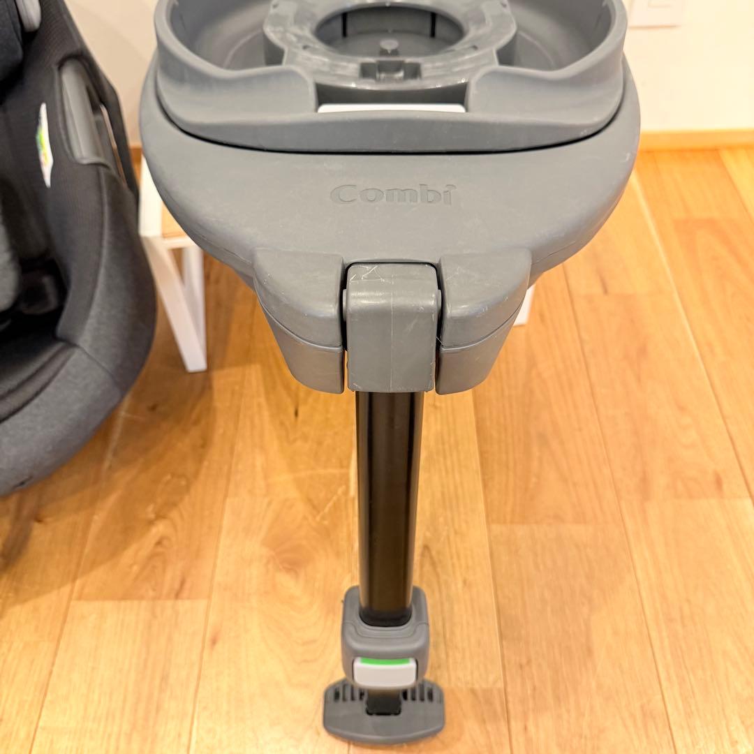 Combi コンビ THE S ISOFIX エッグショック チャイルドシート