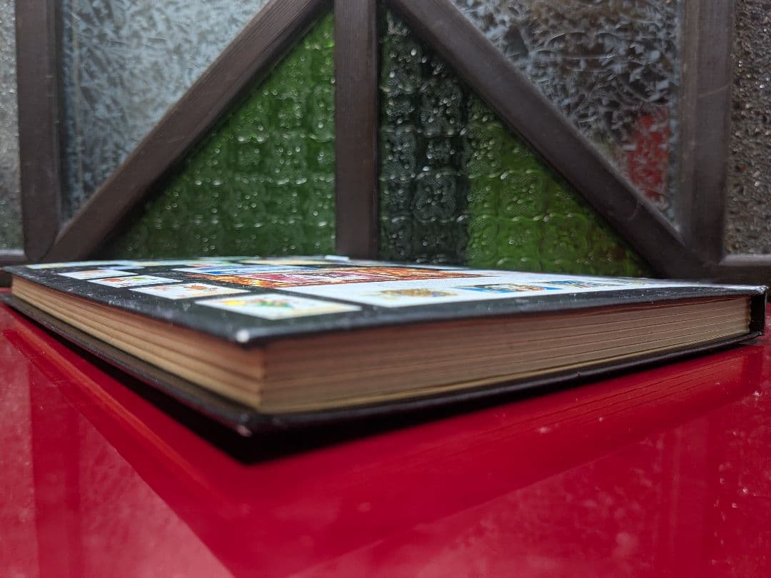 外国切手コレクションアルバム 約380枚 ペレ記念切手入り