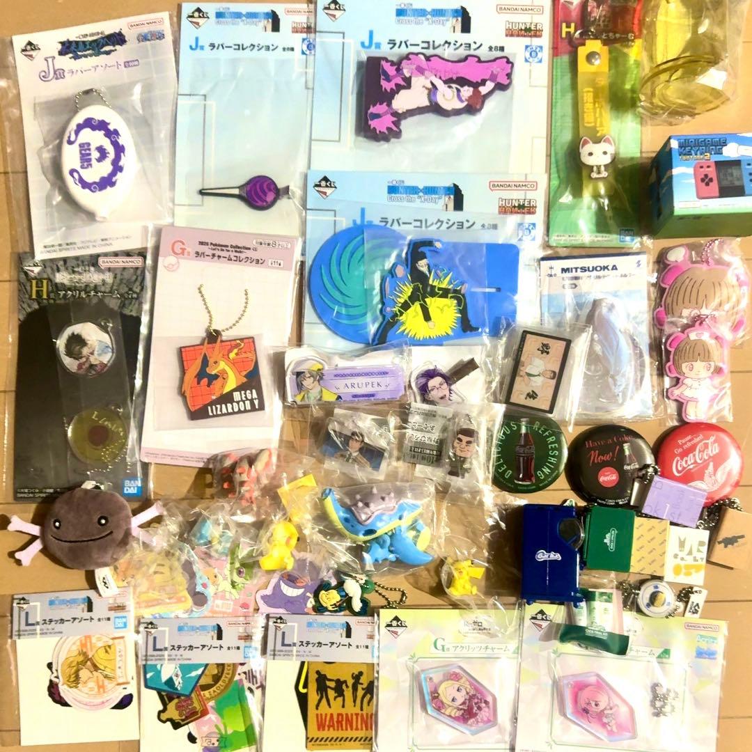 アニメグッズ 約200点 まとめ売り 缶バッジ アクスタ ステッカー 一番くじ