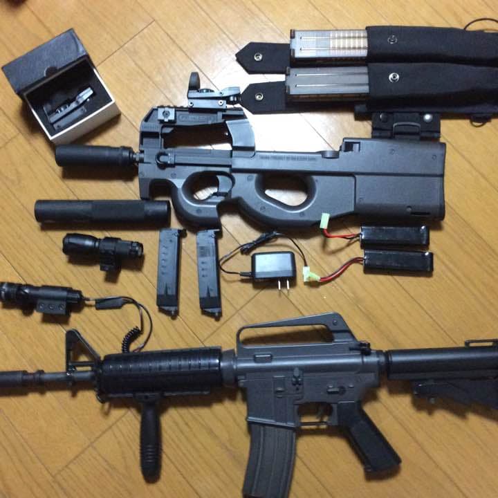 東京マルイ P90TR コルトAR15 電動ガン