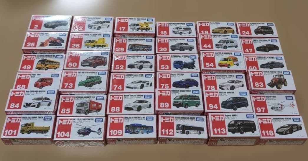 トミカ ミニカーセット　36種類