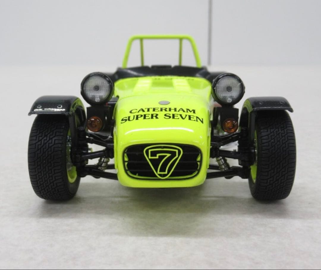 1/18 CATERHAM SUPER SEVEN ケータハム スーパーセブン