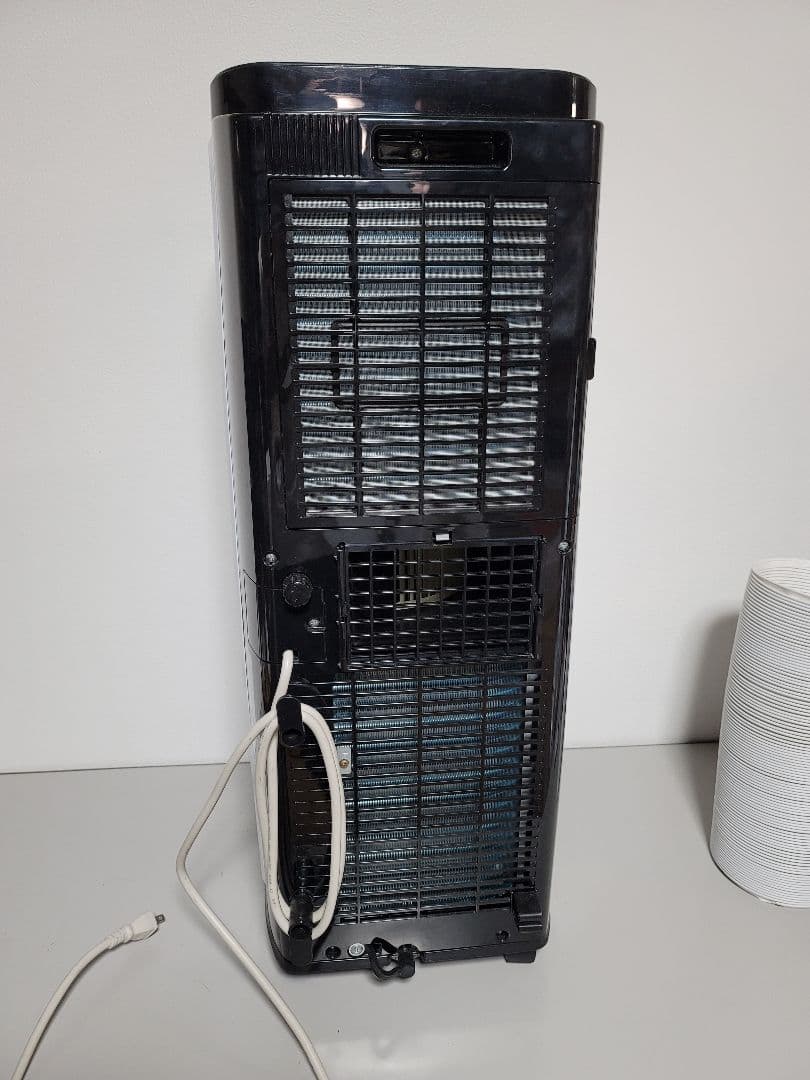 美品 アイリスオーヤマ　 ポータブルクーラー PCE-221G　工事不要