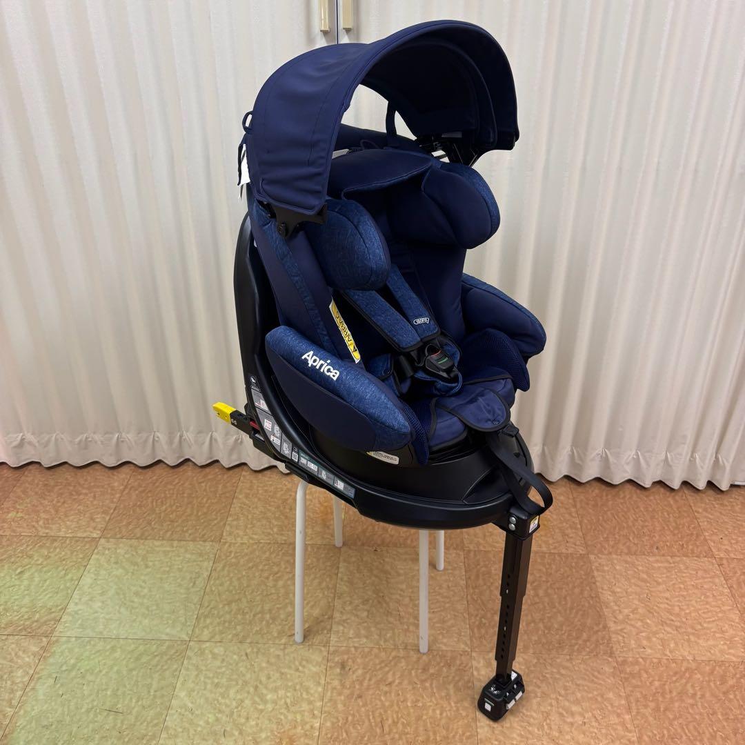 クリーニング済　☆綺麗☆　新生児　アップリカ　フラディアグロウ　ISOFIX　紺