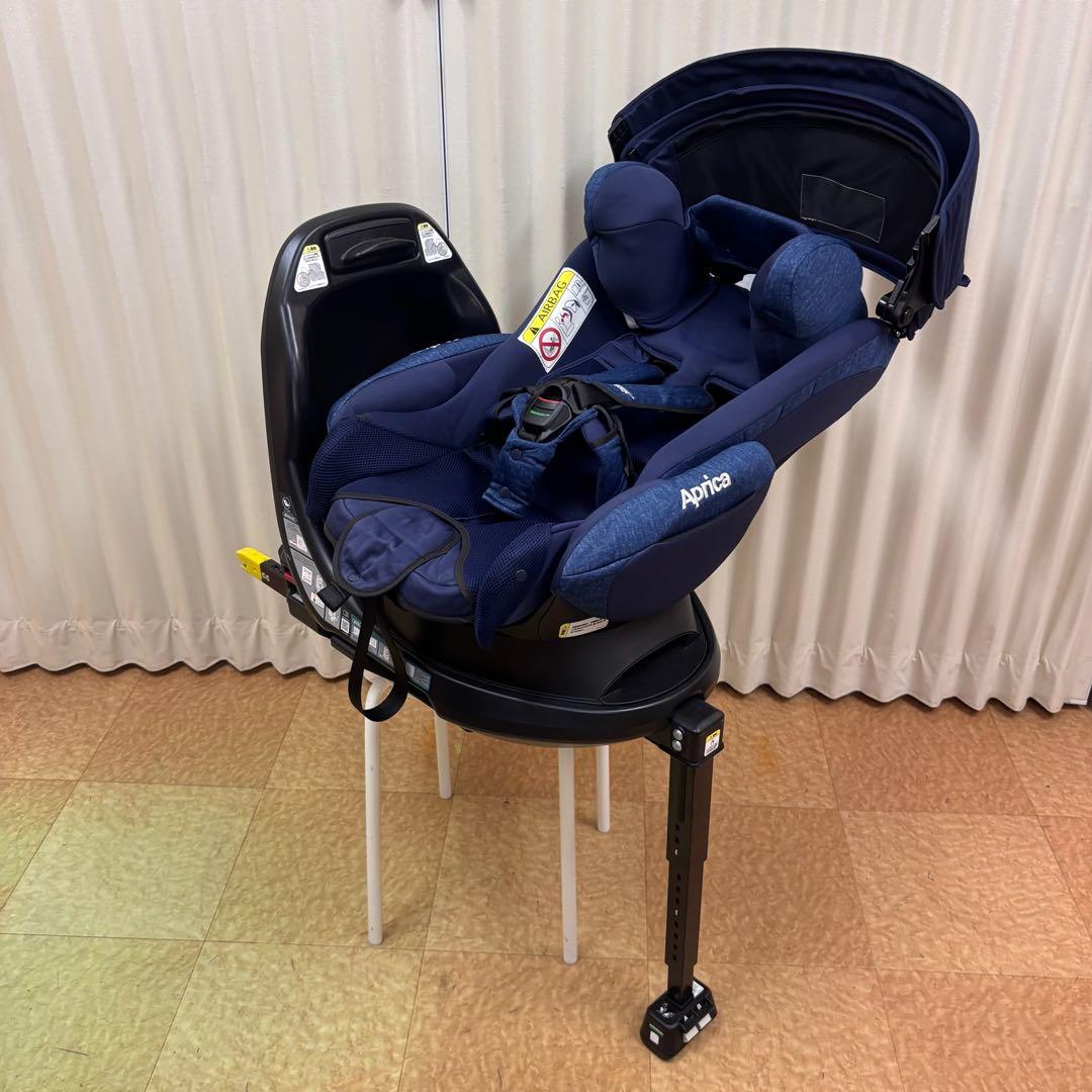 クリーニング済　☆綺麗☆　新生児　アップリカ　フラディアグロウ　ISOFIX　紺