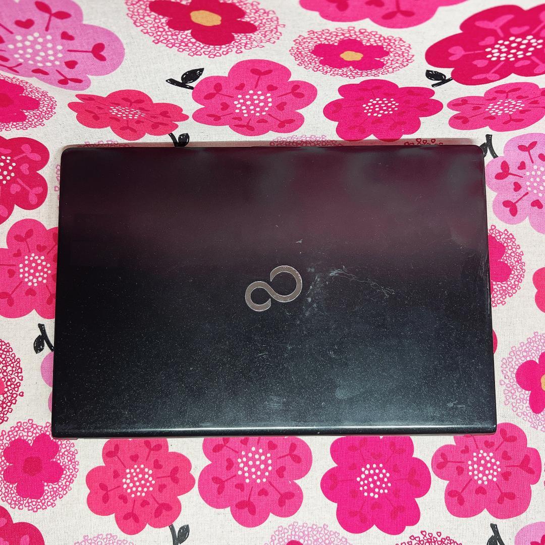 123【美品❣️】爆速SSD搭載✨バッテリー稼働OK✨カメラ✨ノートパソコン✨黒