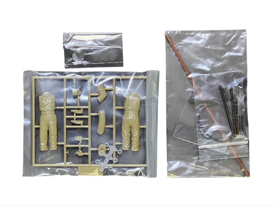 WAVE 1/20 マシーネンクリーガー キュスター 未組立品