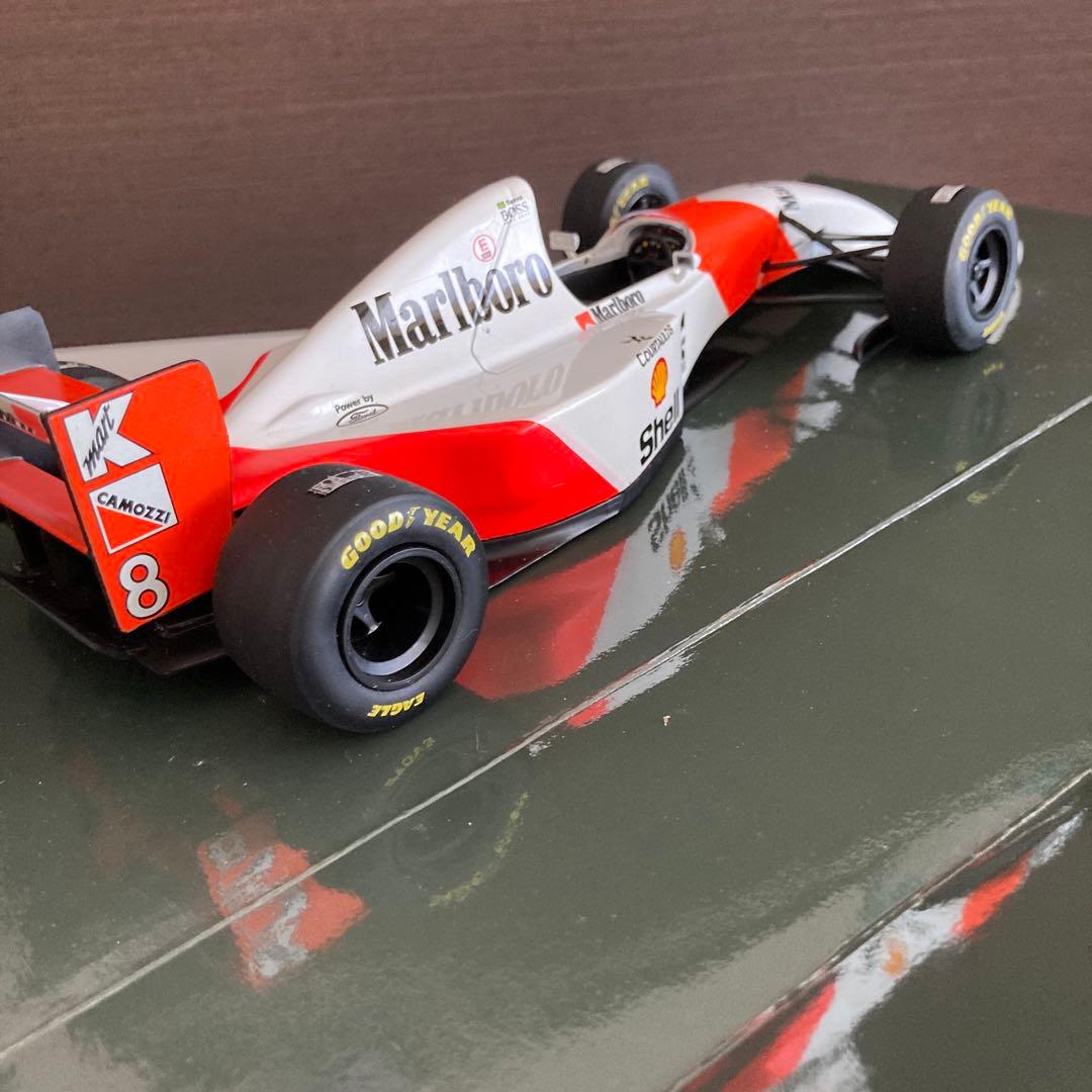 ミニカー McLaren Marlboro MP4/8 FORD HB D7 1/18