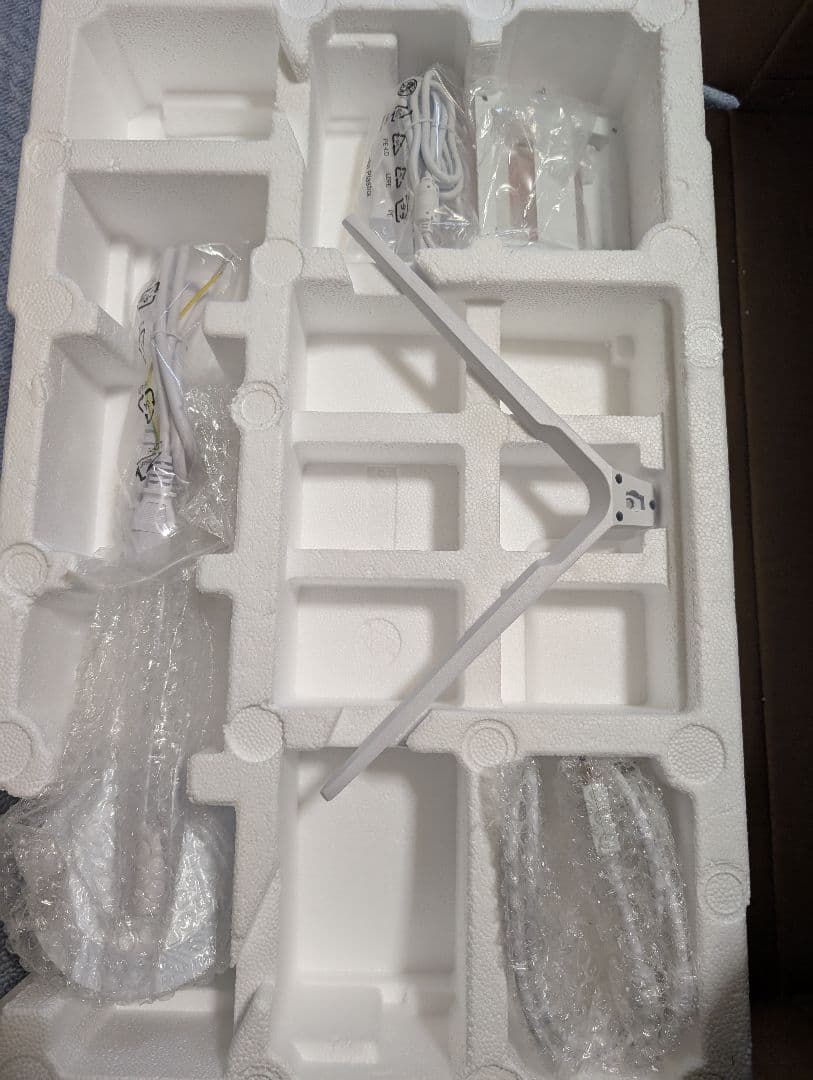 今日まで値下げ Pixio PX27U Wave White 27インチ 4K