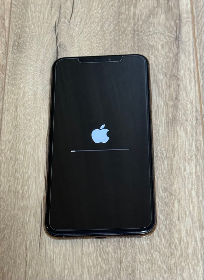 iPhone XS Max ホワイト　64G SIMフリー