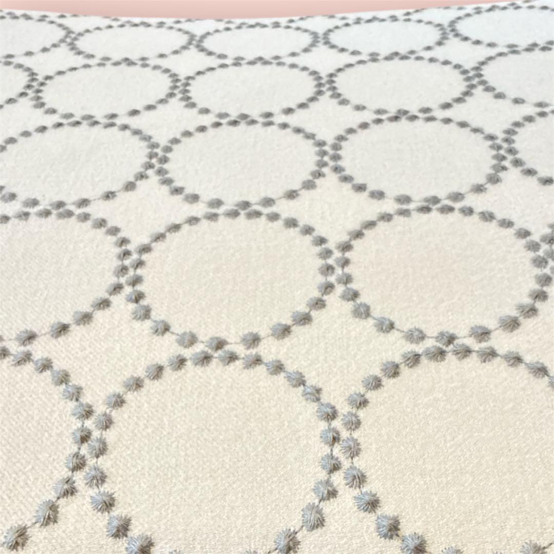 ミナペルホネン生地　スツール　オットマン　イス 家具　インテリア　北欧スタイル