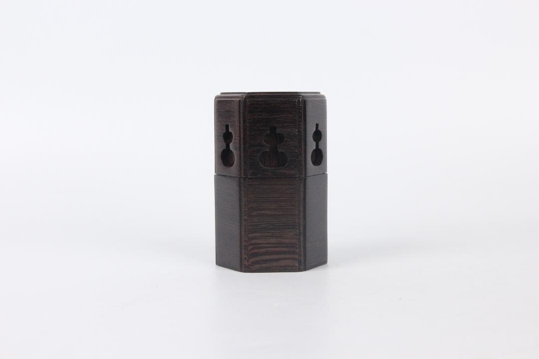 昇斎　作　鉄刀木 葫蘆形透かし 莨入 茶入　共箱 ED1-8