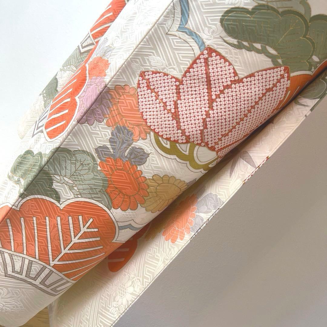 425 振袖フルセット 正絹 オフホワイト 白 金彩 駒刺繍 松竹梅 レトロ