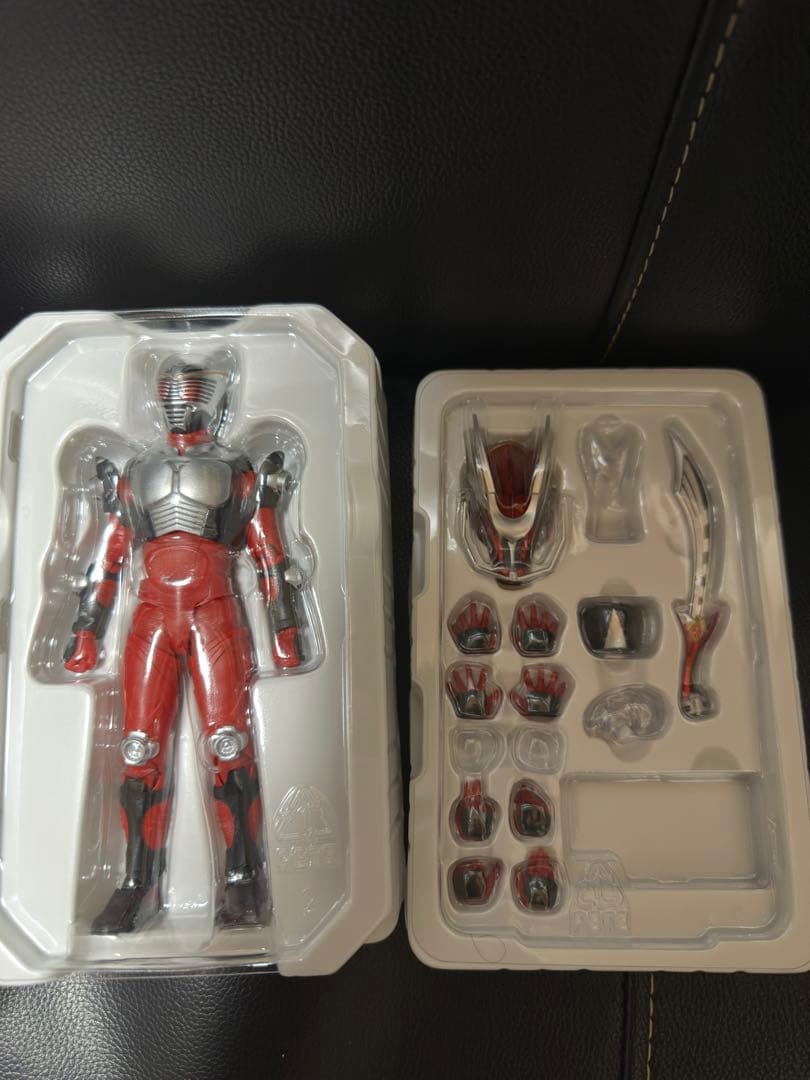 【欠品あり】s.h.figuarts 真骨彫 仮面ライダー龍騎