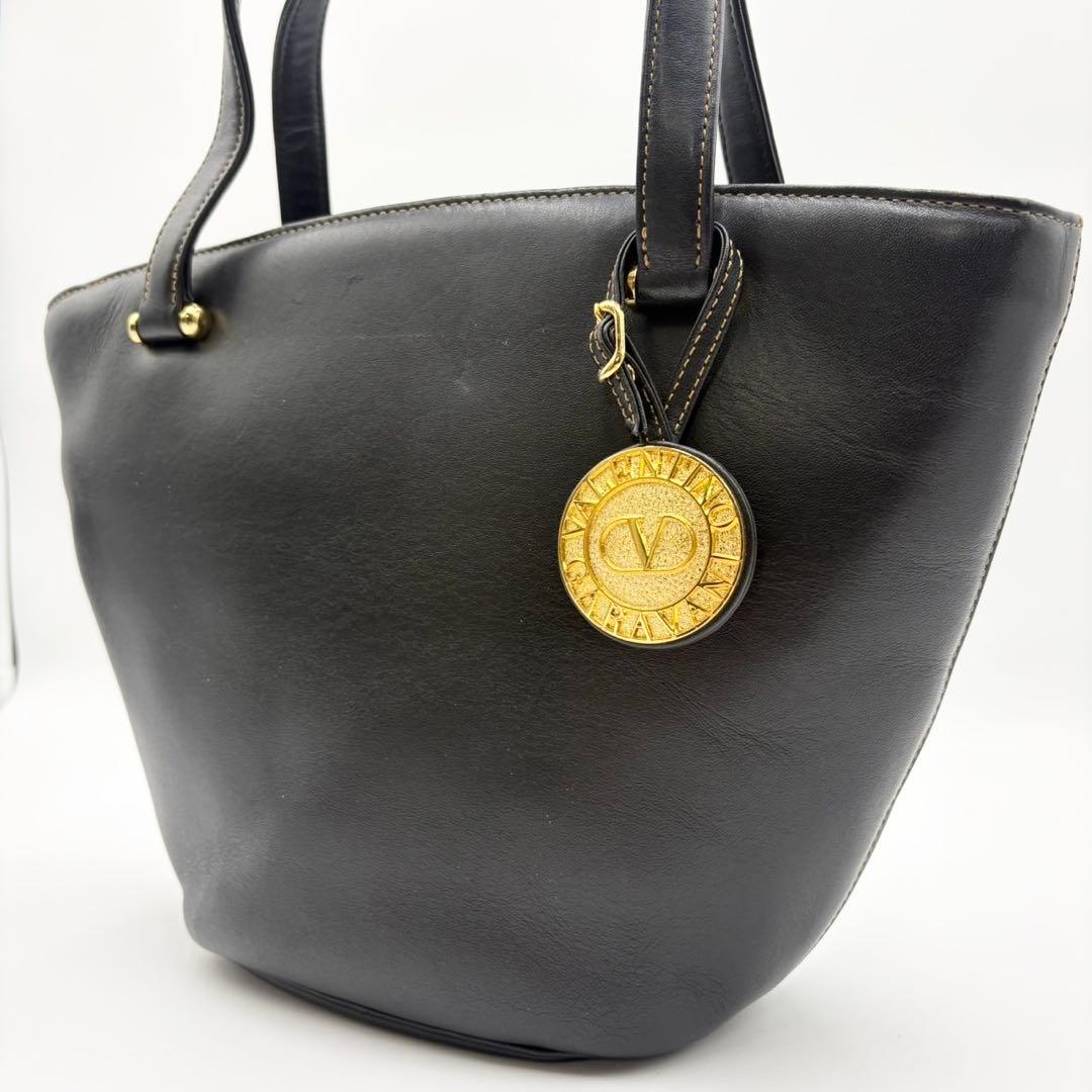 美品✨ヴァレンティノガラヴァーニ　ハンドバッグ　バケツ型　ゴールド金具　ブラック