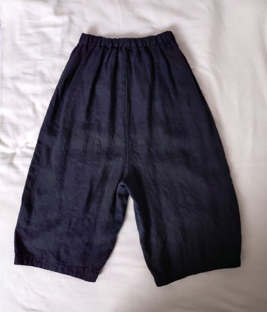 ツムグ ソリトリネン8分丈パンツ 黒 未使用品