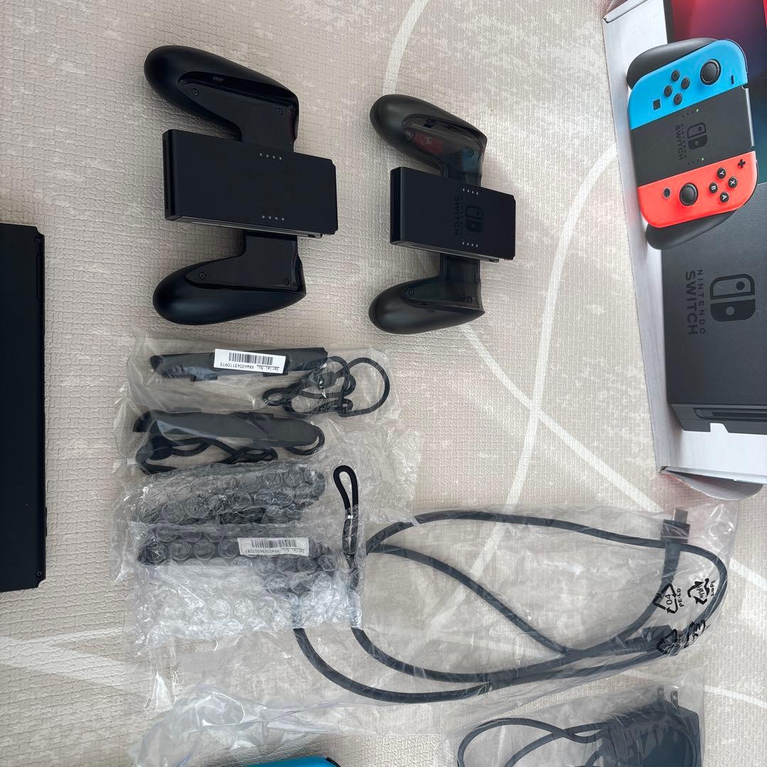 Nintendo Switch 本体➕ジョイコンセット