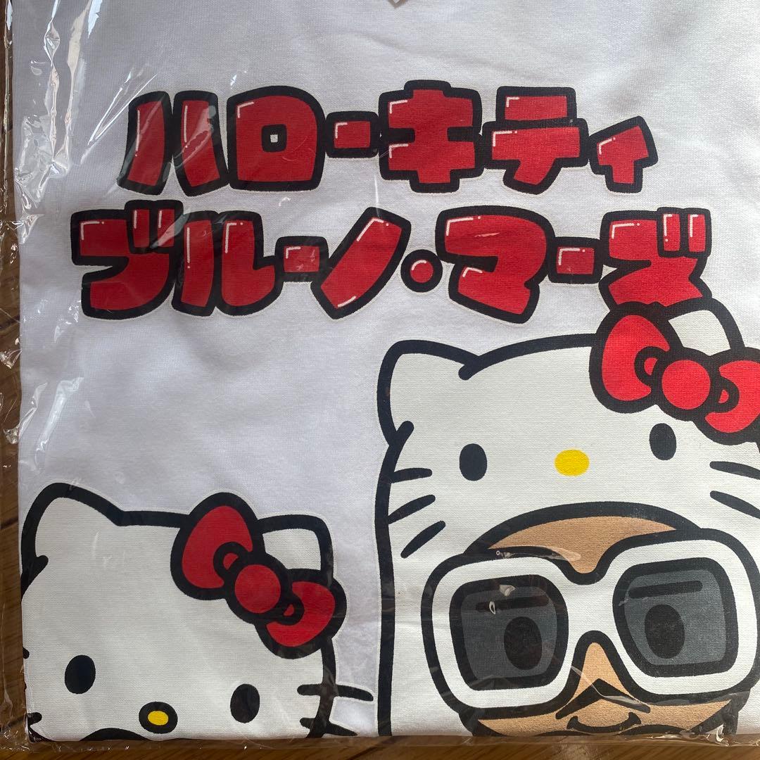 BRUNO MARS HELLO KITTY Tシャツ　Mサイズ　新品未開封