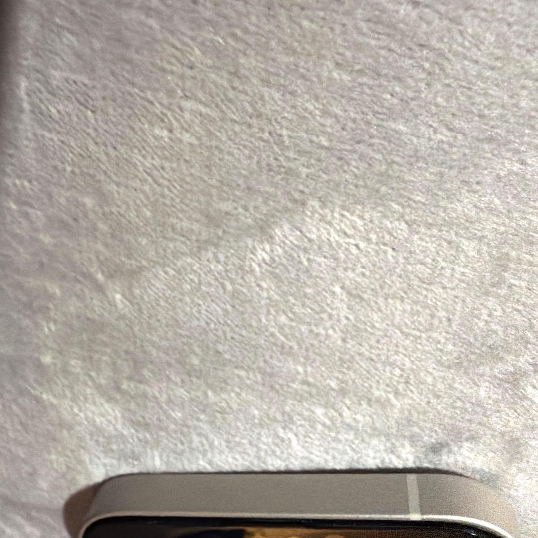 【動作良好】Apple iPhone 13 ホワイト本体