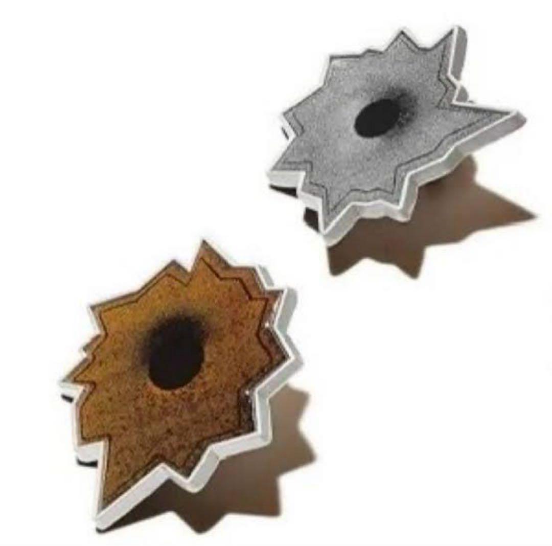 Supreme Bullet Hole Pin 2個セット