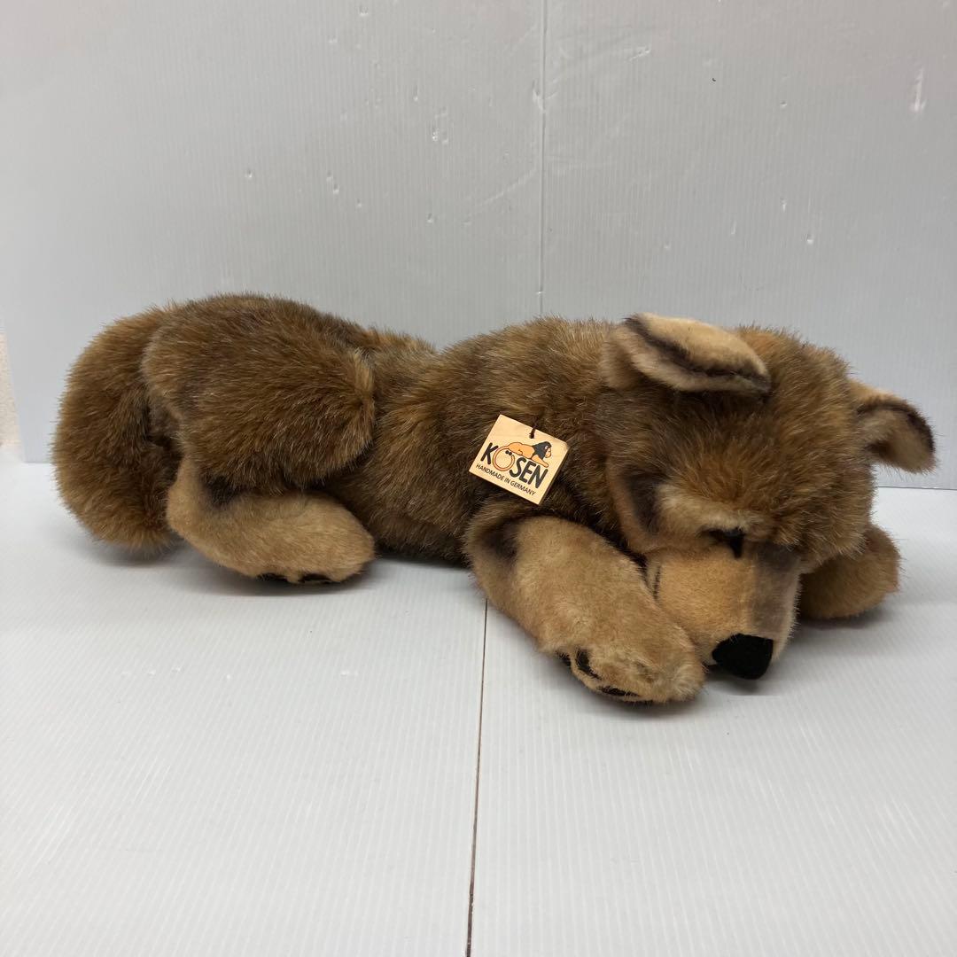【Kösen/ケーセン】ぬいぐるみ　オオカミの子　横たわり　伏せ　寝そべり