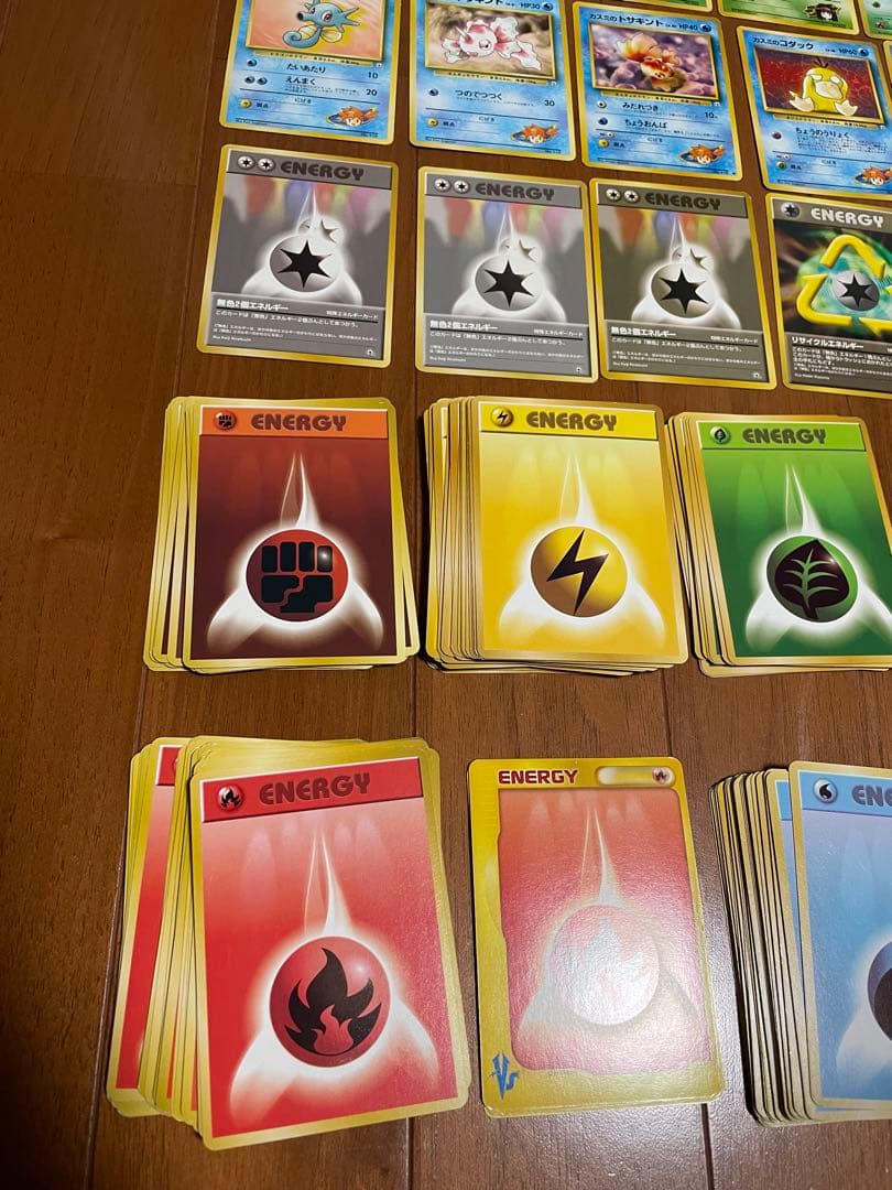 まとめ売り　ポケモンカード　旧裏各種とポケモンカード入れ