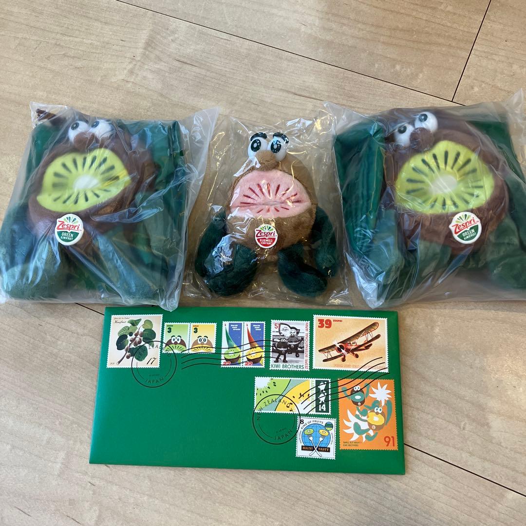 Zespri キウイブラザーズ大当レッド１つ　In Redエコバッグ付録２つ