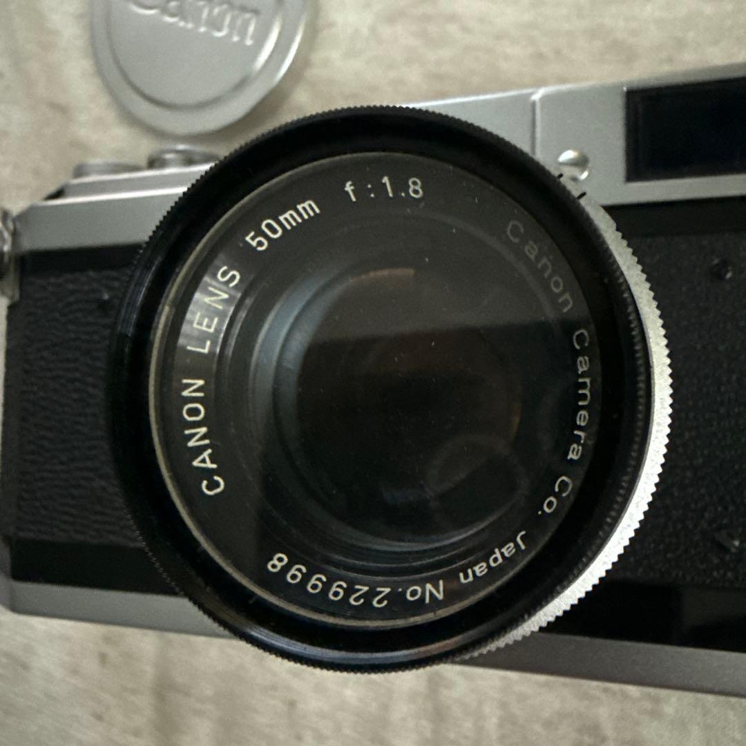 canon カメラ　カバーあり