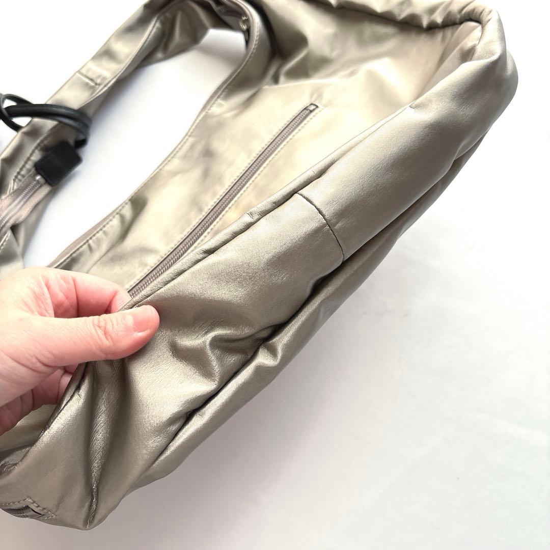 【新品同様】PELLE BORSA ペレボルサ チアーズ ラウンドトートバッグ