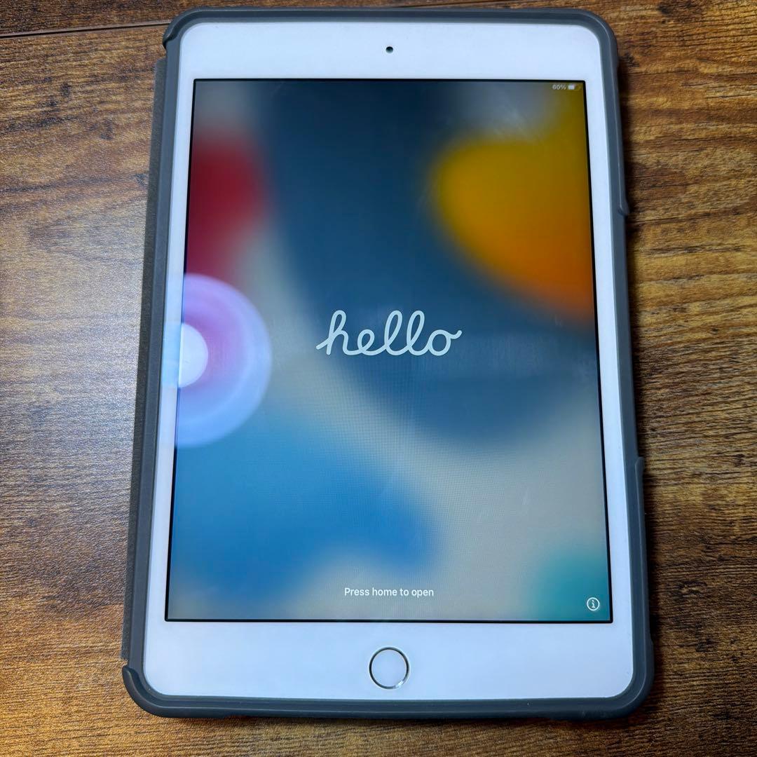 iPad mini 4 128GB シルバー