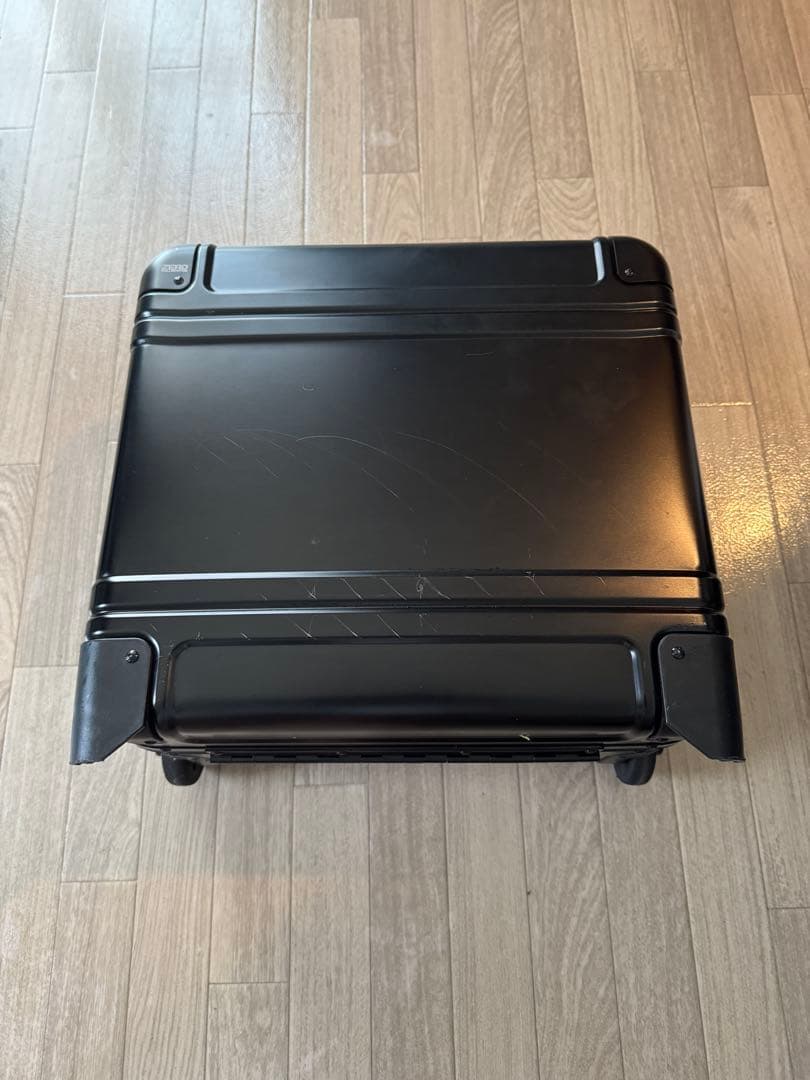 ZERO HALLIBURTON アルミニウムキャリーケース ブラック