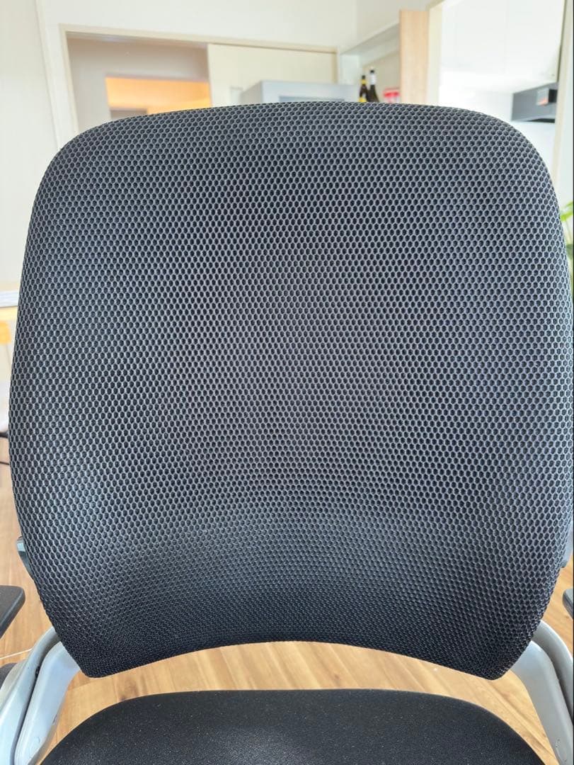 椅子　デスクチェア　スチールケース　リープ