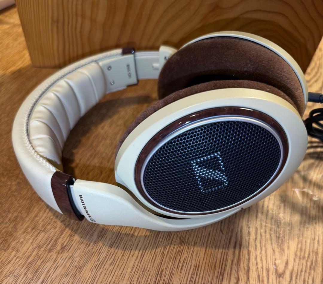 美品✨ゼンハイザー オープン型ヘッドホン HD598【有線ヘッドホン】