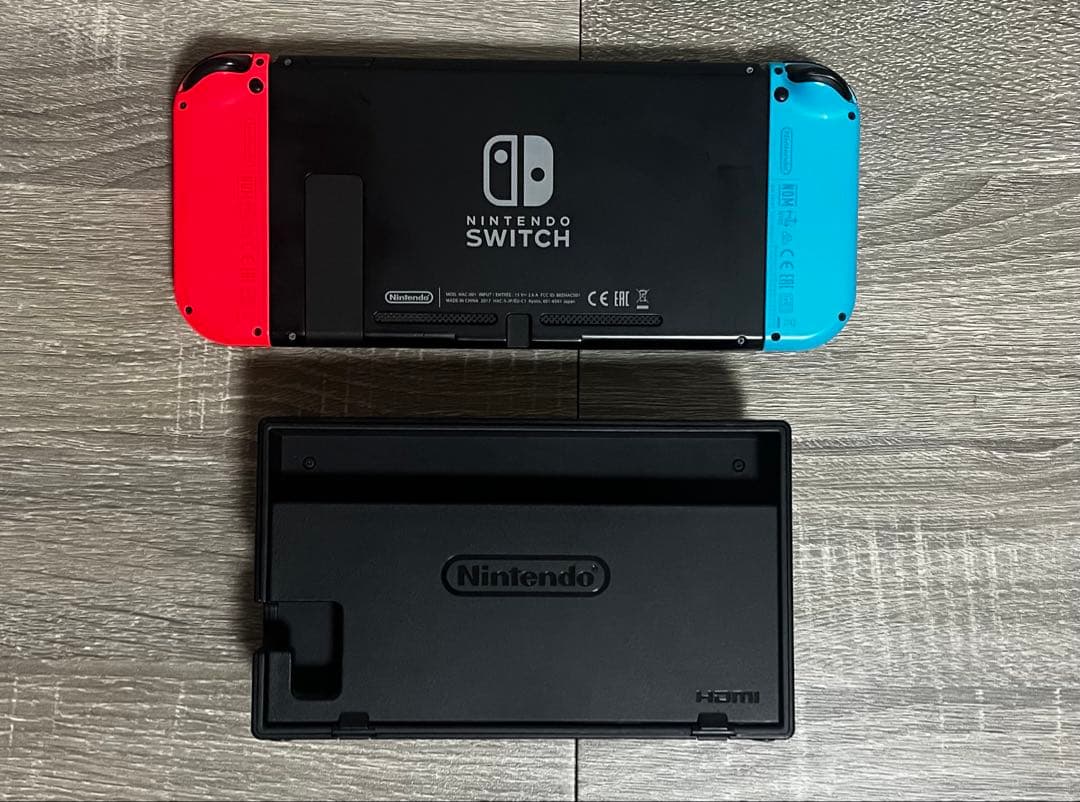 Nintendo Switch 本体+付属品(プロコン,ケース) 箱あり