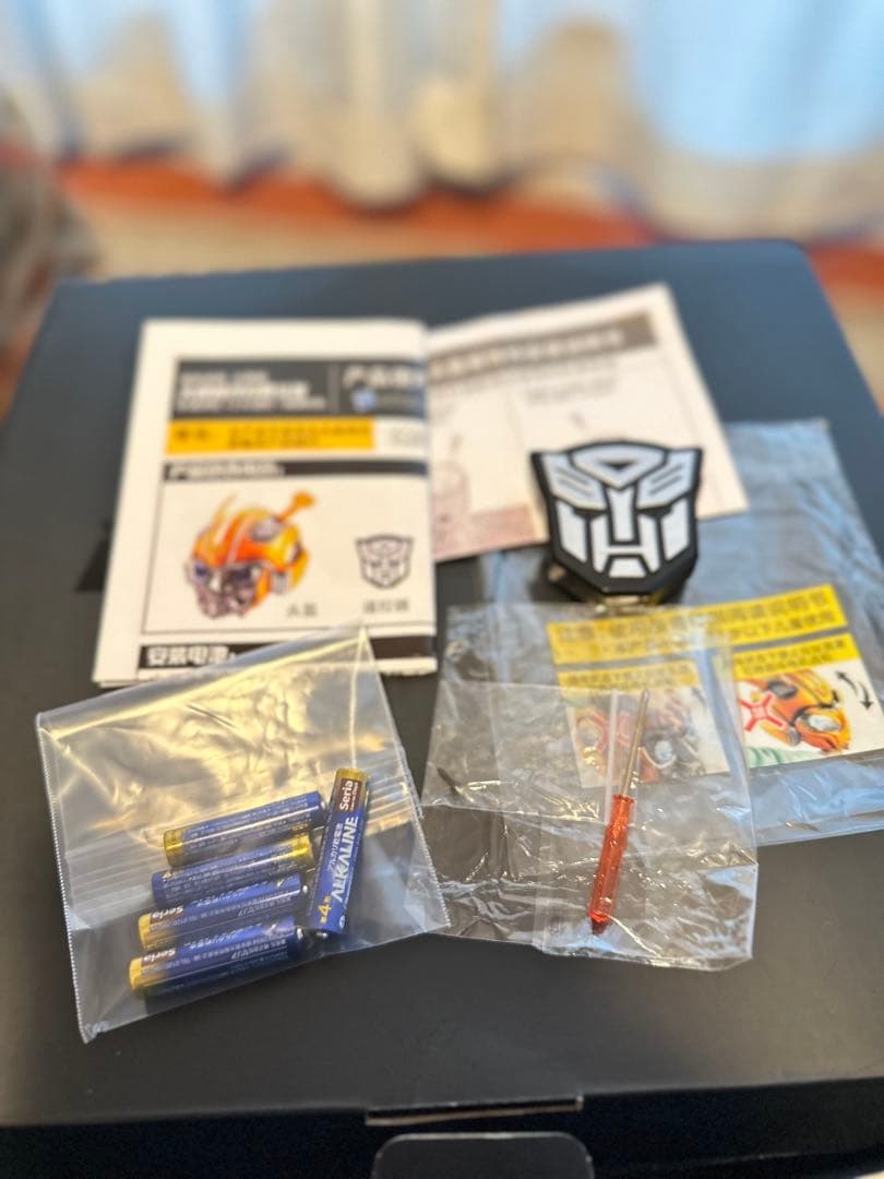 バンブルビー 変形ヘルメット 海外限定品 　 ※台座無し